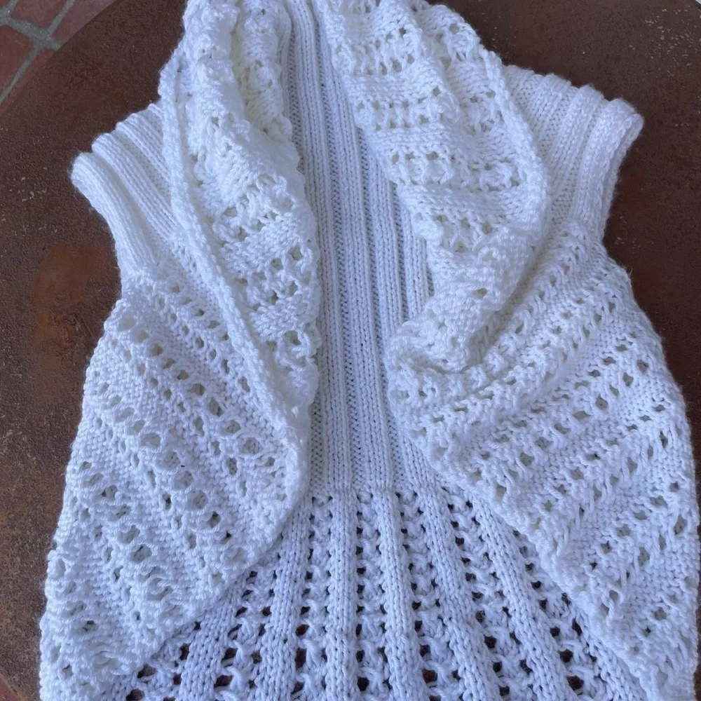 Handmade White crochet knit sweater vest size small